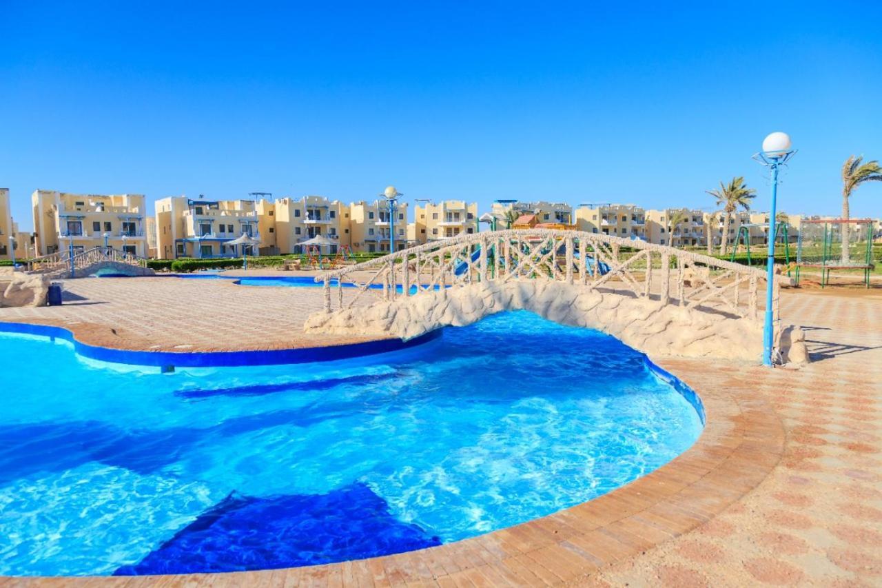 2 Bedroom - Riviera - Families Only *